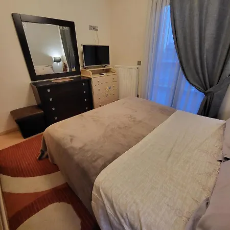 Cozy Apartment In Front Of The Park Atene Esterno foto